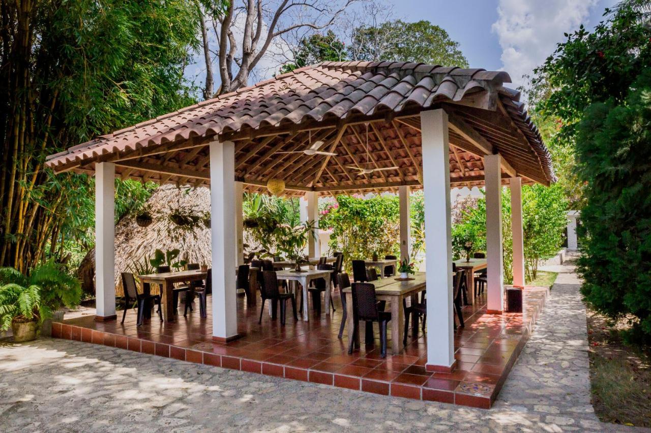 Hotel Restaurante Selva Negra Турбако Экстерьер фото